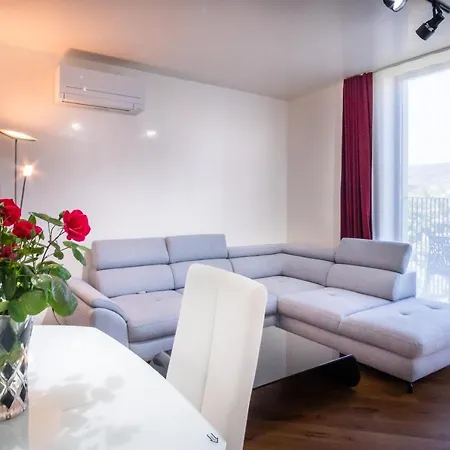 Apartment Luxury In Building K55 With Free Garage Varna