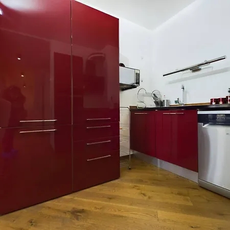Luxury In Building K55 With Free Garage