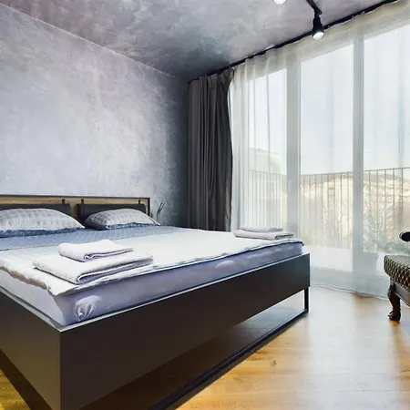 Luxury In Building K55 With Free Garage Apartment